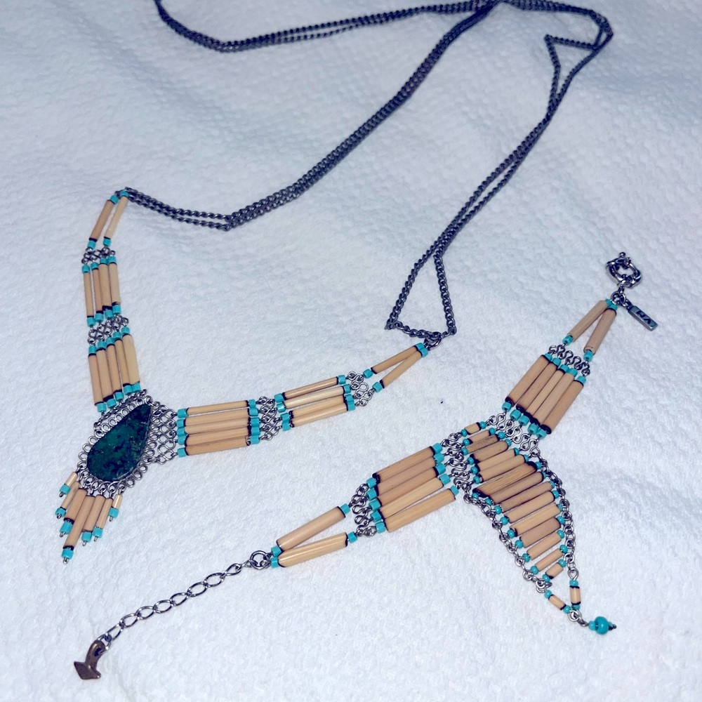 Vanessa Mooney SET: Necklace and bracelet wood beads turquoise